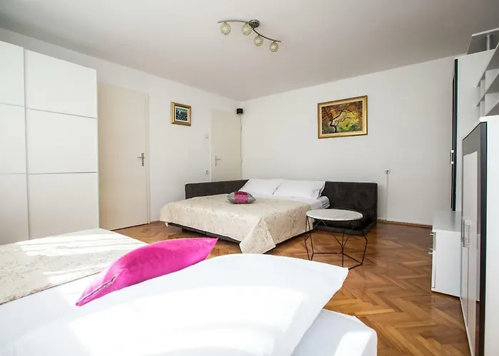 Apartment Lovret Split
