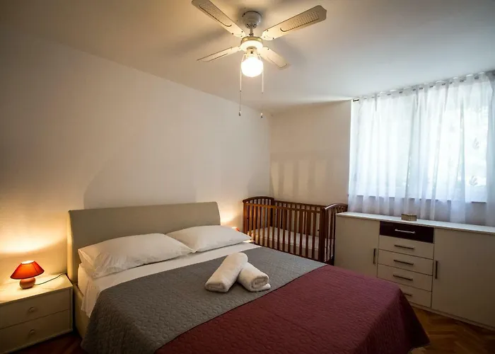 Lovret شقة سبليت